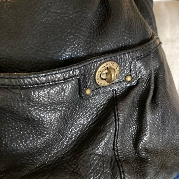 MARC by Marc Jacobs Embossed Leather Hobo - Picture 5 of 10